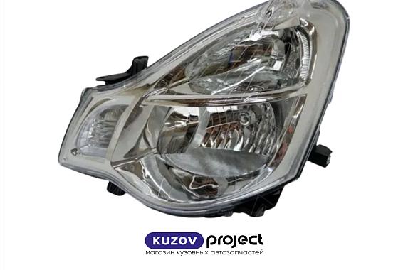 Фара левая под электрический корректор (белый габарит) Nissan Almera 2012-2019 (TYC / Тайвань)